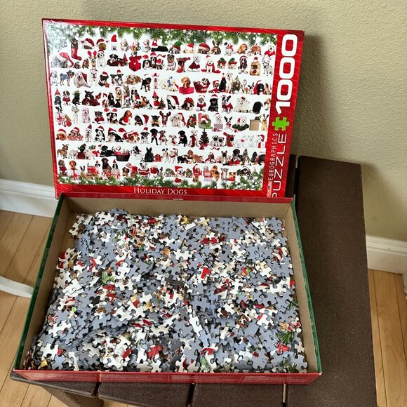 EUROGRAPHICS 1000 piece "Holiday Dogs" Puzzle - Picture 7 of 8